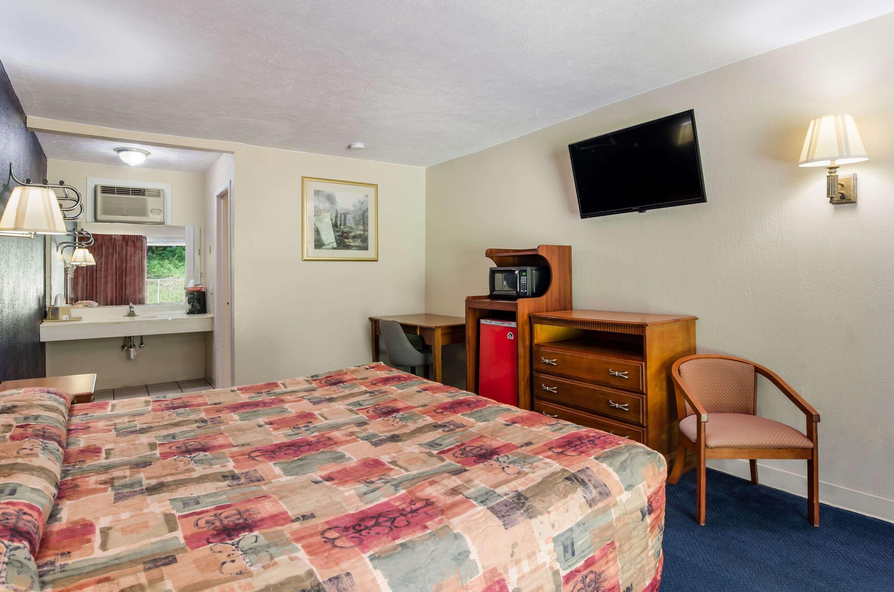 Rodeway Inn Church Hill - Tri Cities Area Luaran gambar