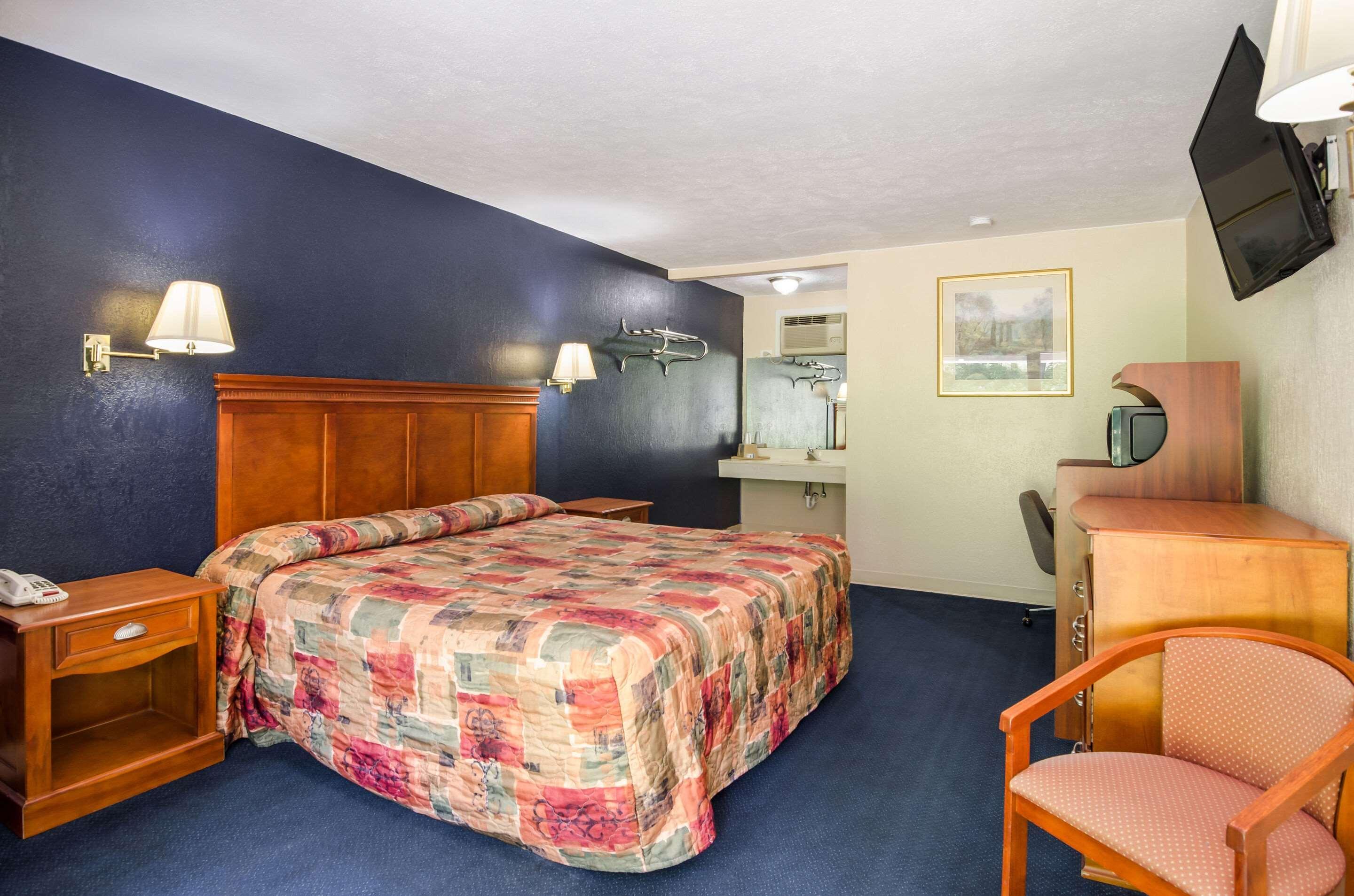 Rodeway Inn Church Hill - Tri Cities Area Luaran gambar