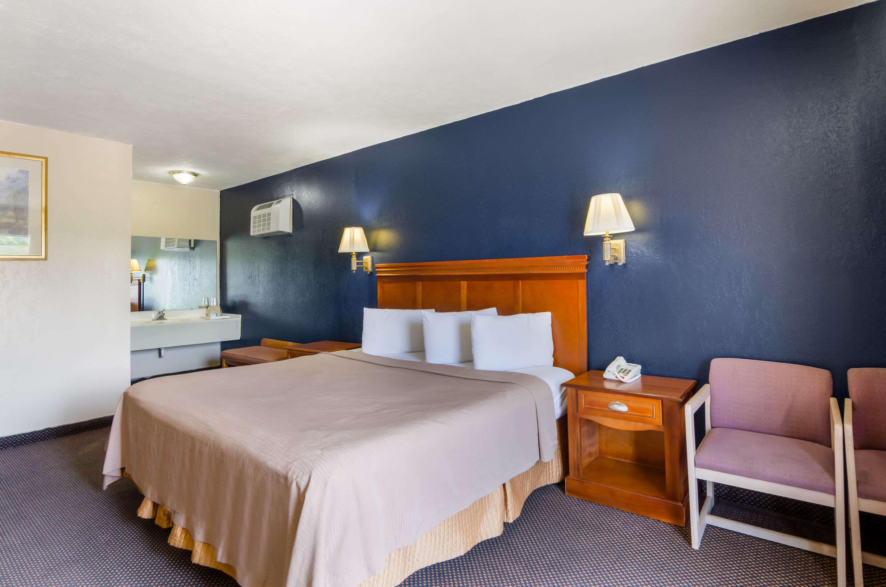 Rodeway Inn Church Hill - Tri Cities Area Luaran gambar