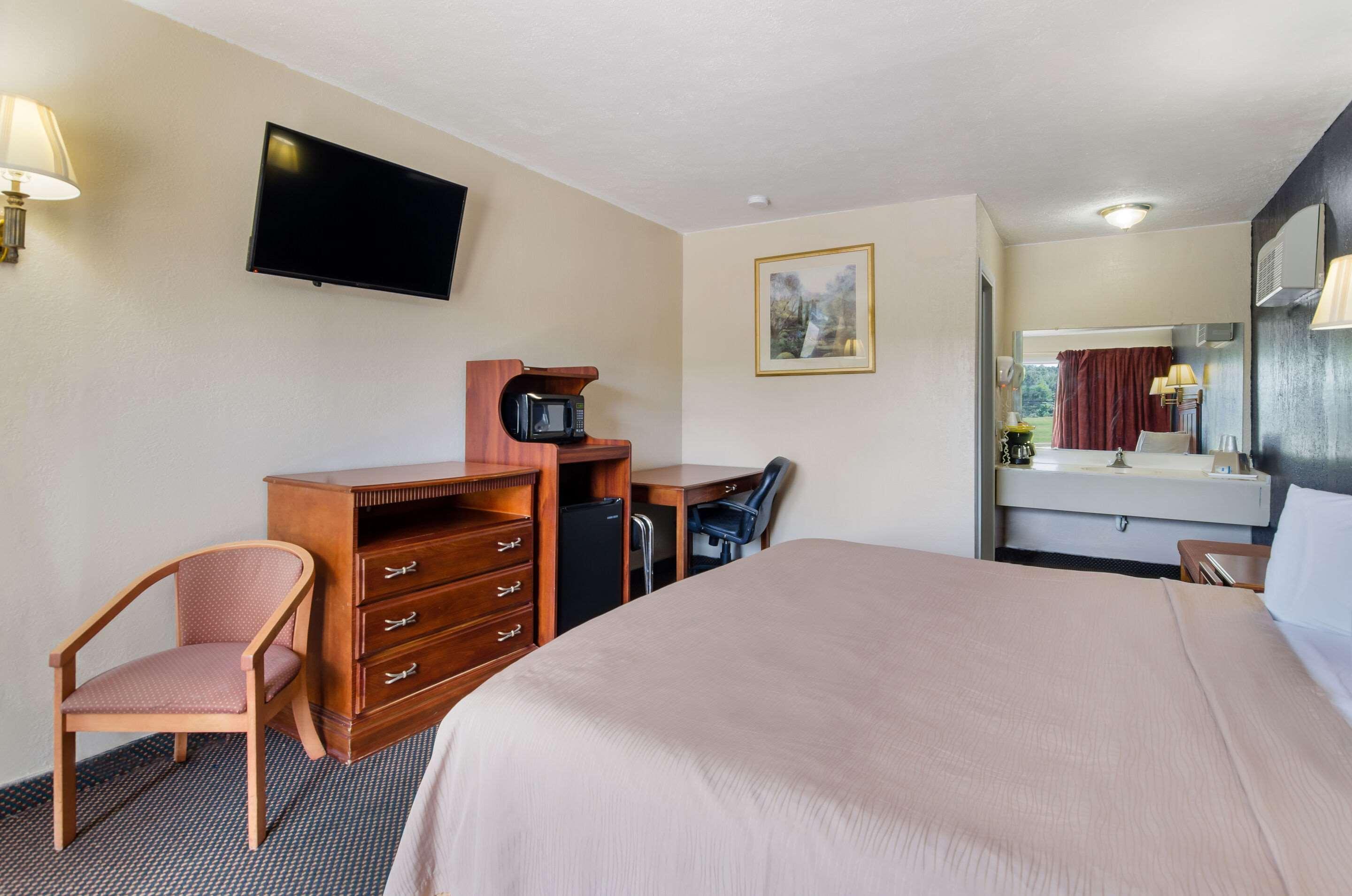 Rodeway Inn Church Hill - Tri Cities Area Luaran gambar